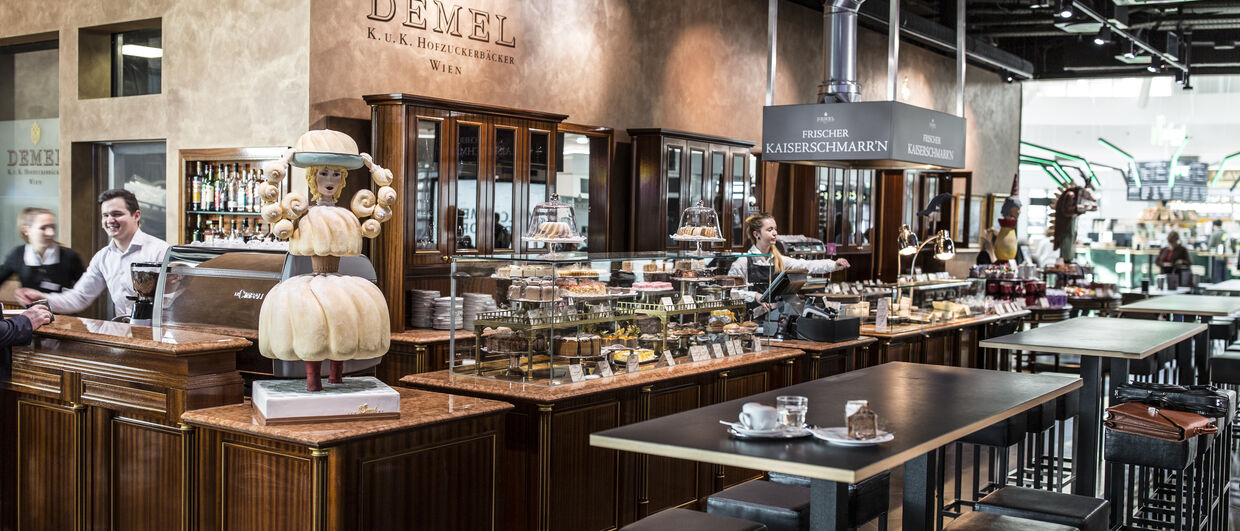 Кафе и кондитерская Demel в аэропорту Вена-Швехат