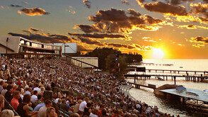 Publikum auf der Seebühne Bregenzer Festspiele