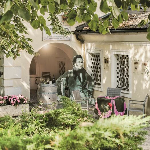 Schubert-Gedenkplatz im Hotel Restaurant Höldrichsmühle