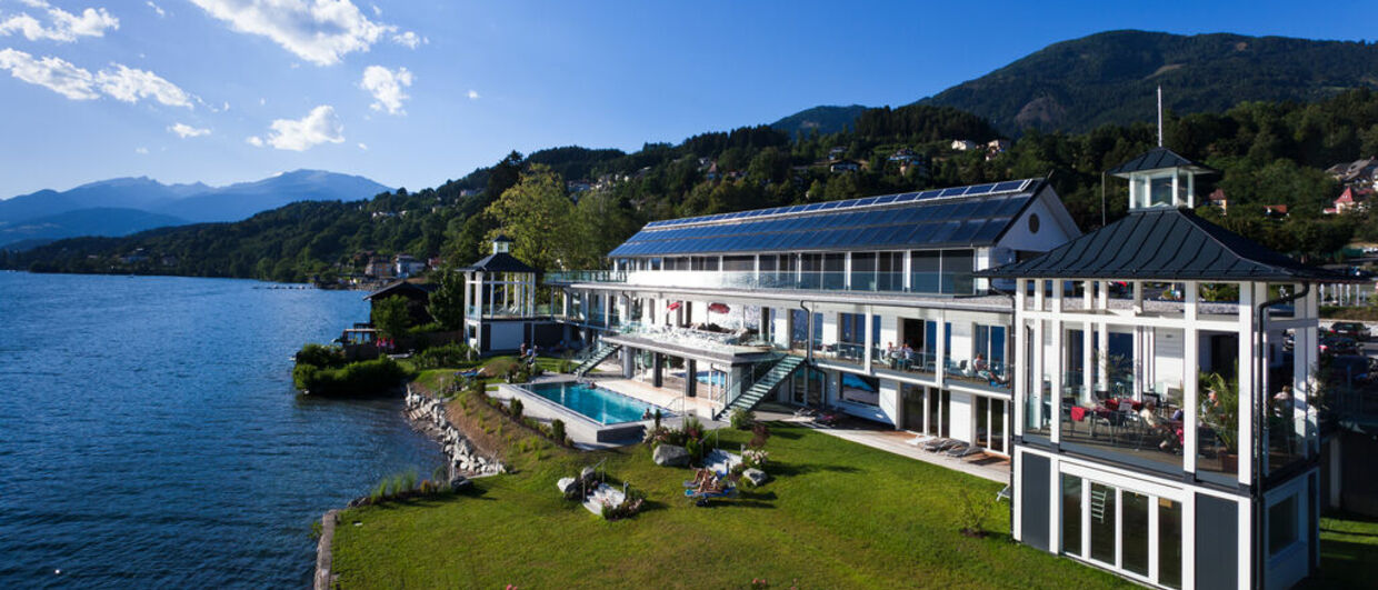 bain public << Kärntner Badehaus >>