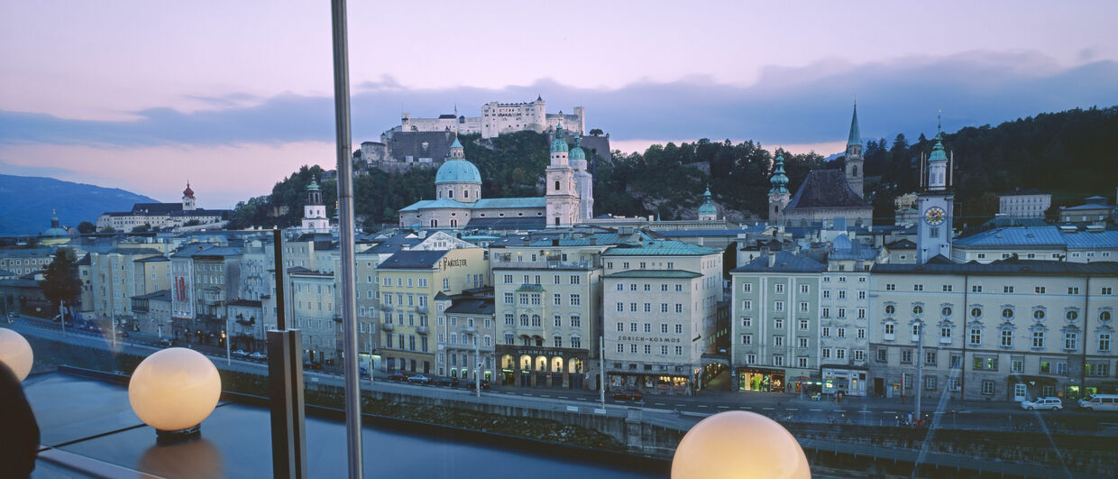 Blick auf Salzburg von der "Steinterrasse"