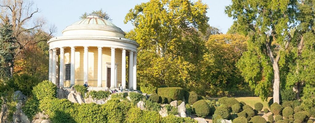Eisenstadt Leopoldinertempel im Schlosspark