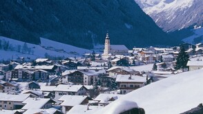 TVBStubaiTirol_Neustift_view_to_glacier