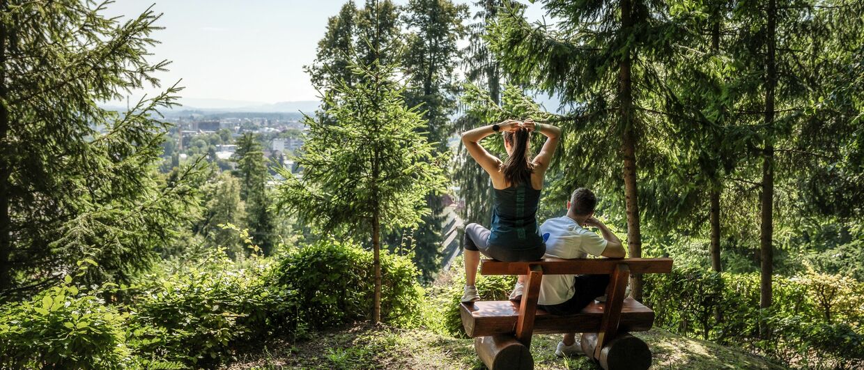 Nahe des Zentrums von Klagenfurt ist das Kreuzbergl ein beliebtes Ziel. 