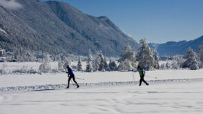 Zwischen See und Bergen: Langlaufen am Weissensee