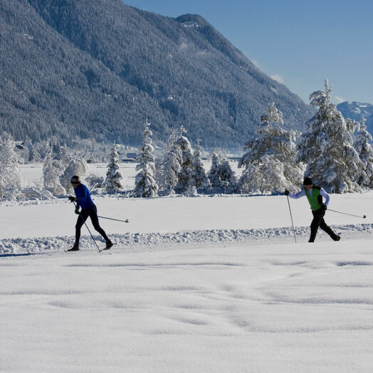 Zwischen See und Bergen: Langlaufen am Weissensee