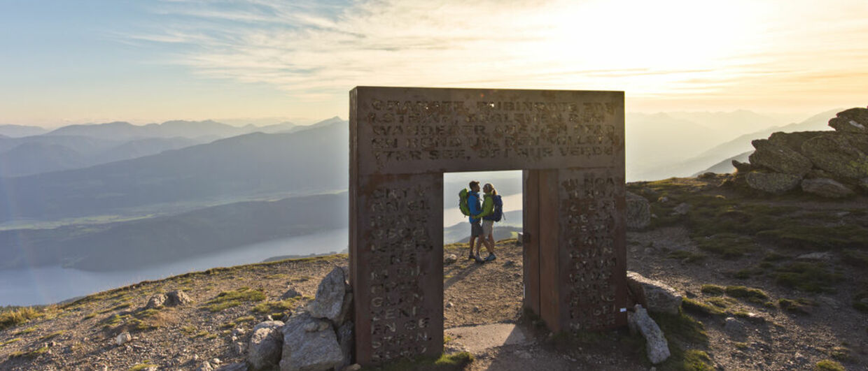 Granattor avec vue sur le lac de Millstatt