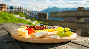 Jause auf der Bichlalm im Großarltal
