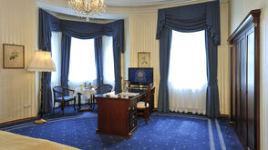 Отель Ambassador