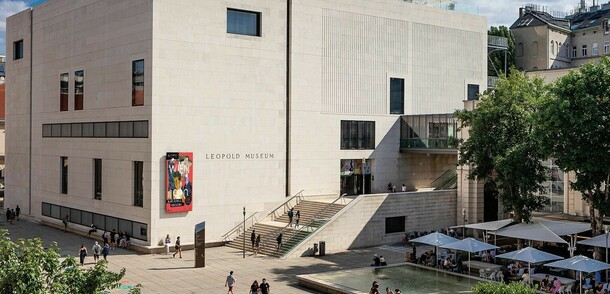 Leopold Museum Außenansicht